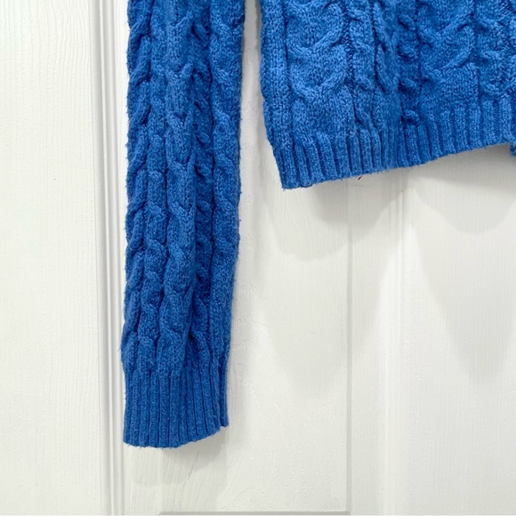 American Eagle Outfitters Cable Knit Sweater - Picture 7 of 11